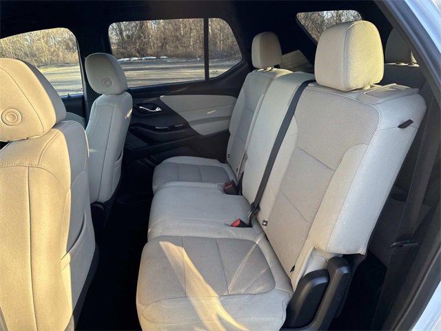 Used 2023 Chevrolet Traverse LS image 25