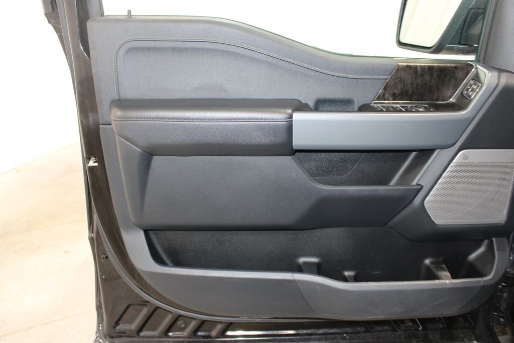 Used 2023 Ford F150 Lariat w/ Equipment Group 502A High image 27