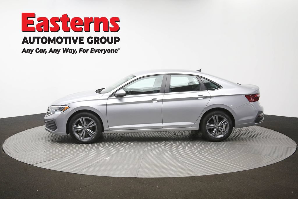 Used 2024 Volkswagen Jetta SE FWD image 58