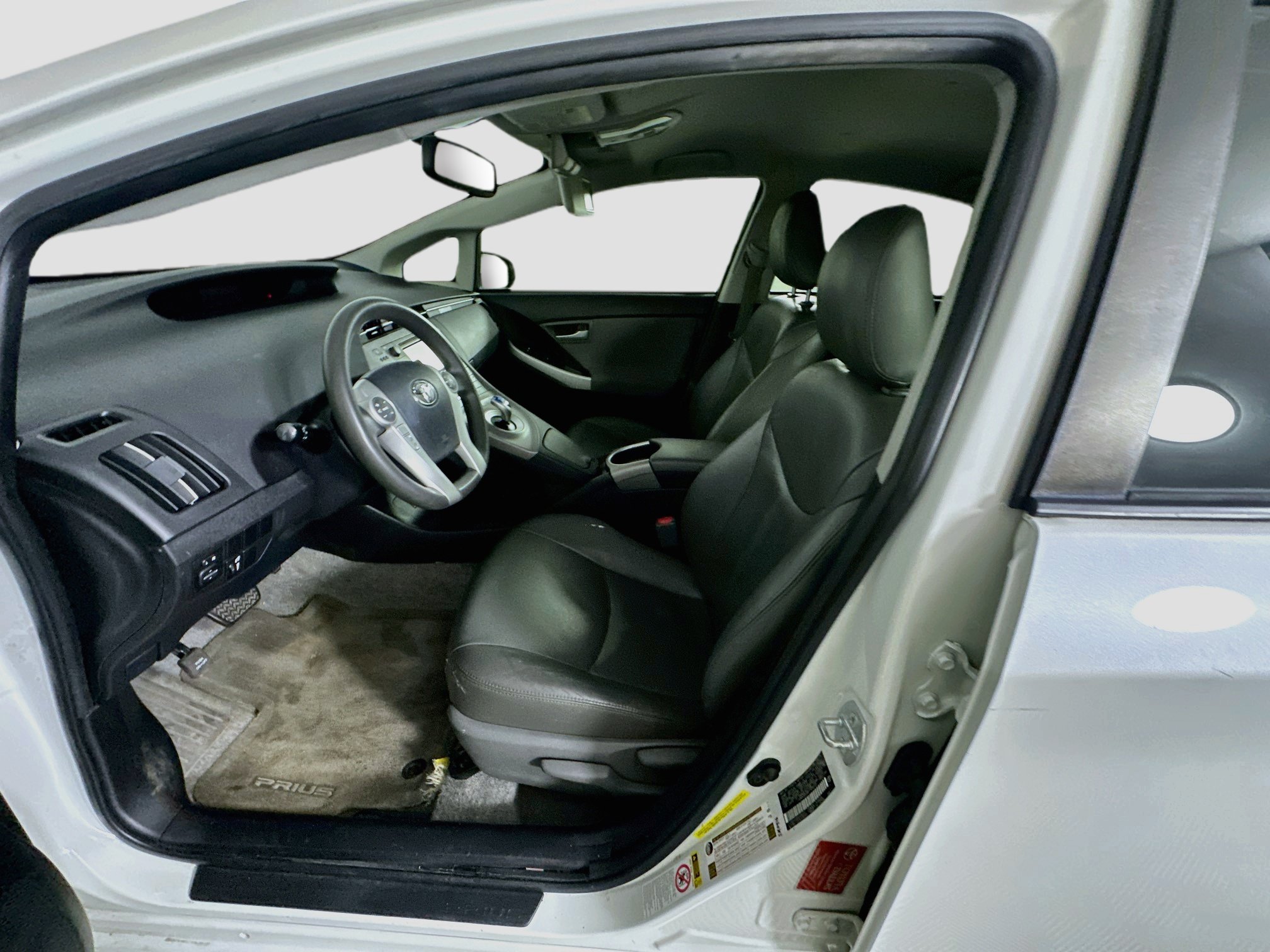Used 2015 Toyota Prius Two FWD image 13