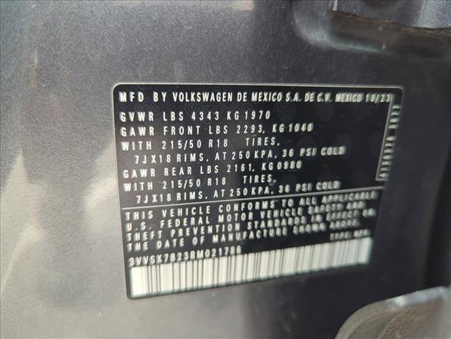 Used 2024 Volkswagen Taos SE image 24