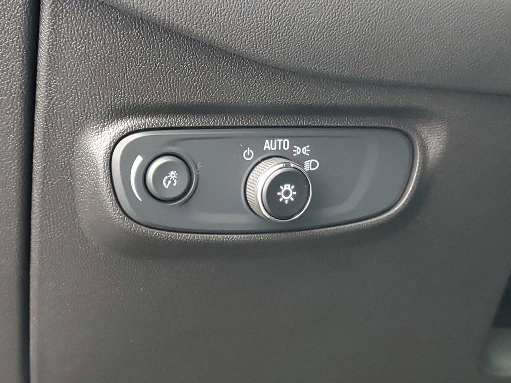 Used 2024 Chevrolet Equinox LT image 7