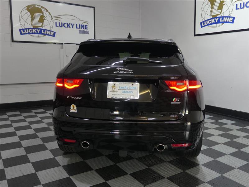 Used 2019 Jaguar F-PACE S image 8