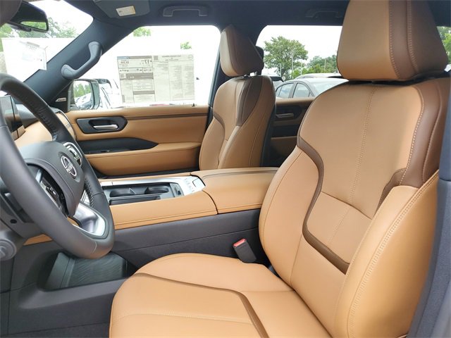 New 2025 Nissan Armada SL w/ Captain's Chari Seat Package image 5