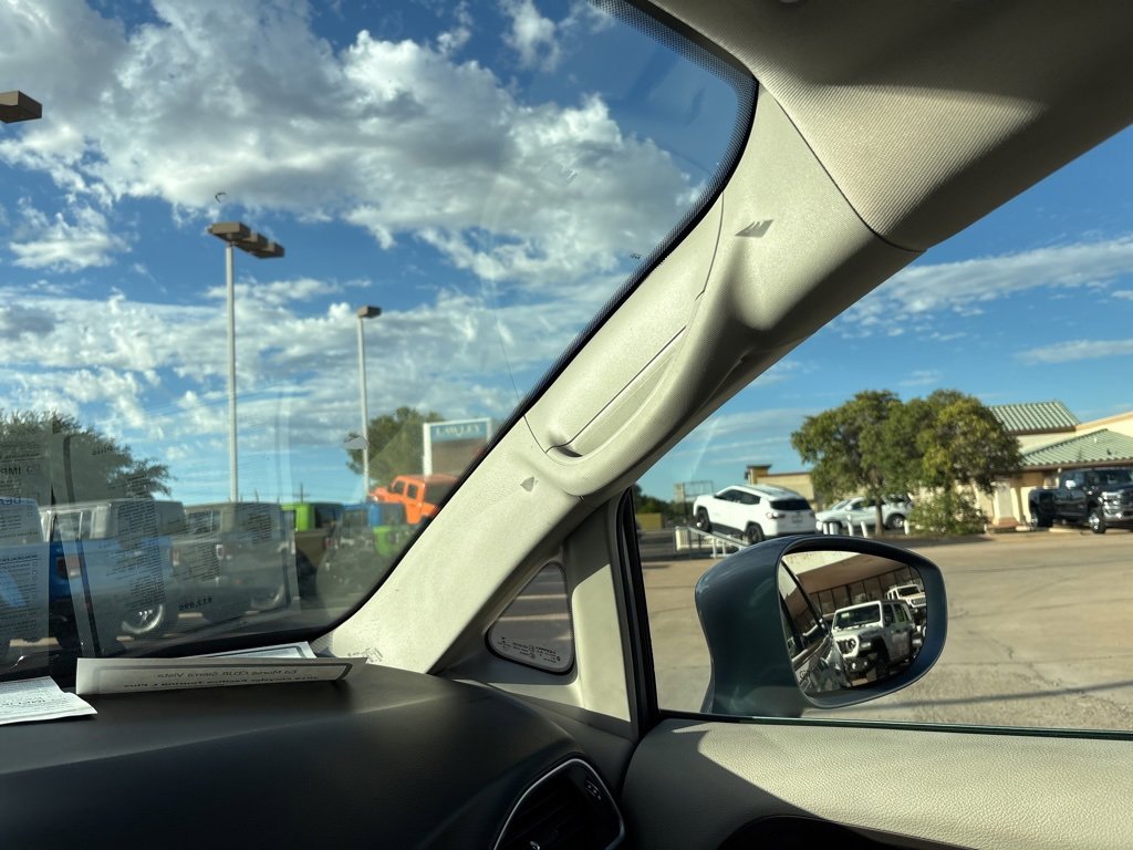 Used 2018 Chrysler Pacifica Touring-L Plus w/ Advanced Safetytec Group image 36