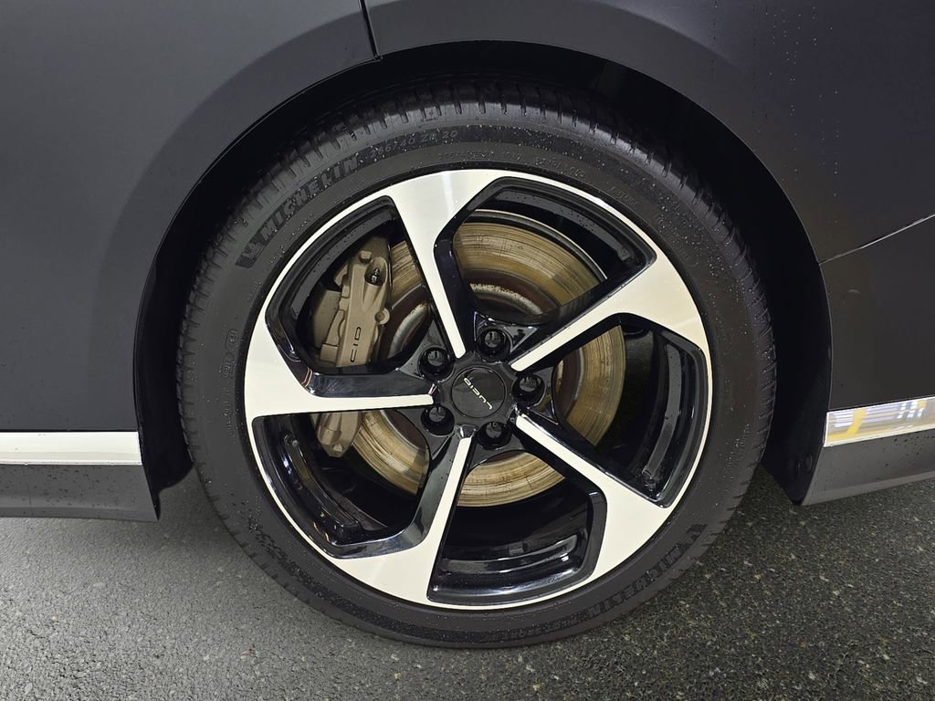 Used 2022 Lucid Air Grand Touring image 35