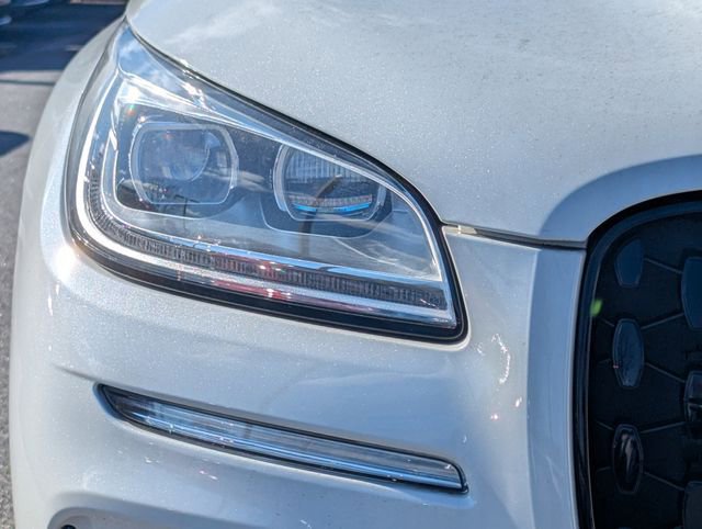 New 2025 Lincoln Corsair Reserve w/ Equipment Group 202A AWD/4WD image 10