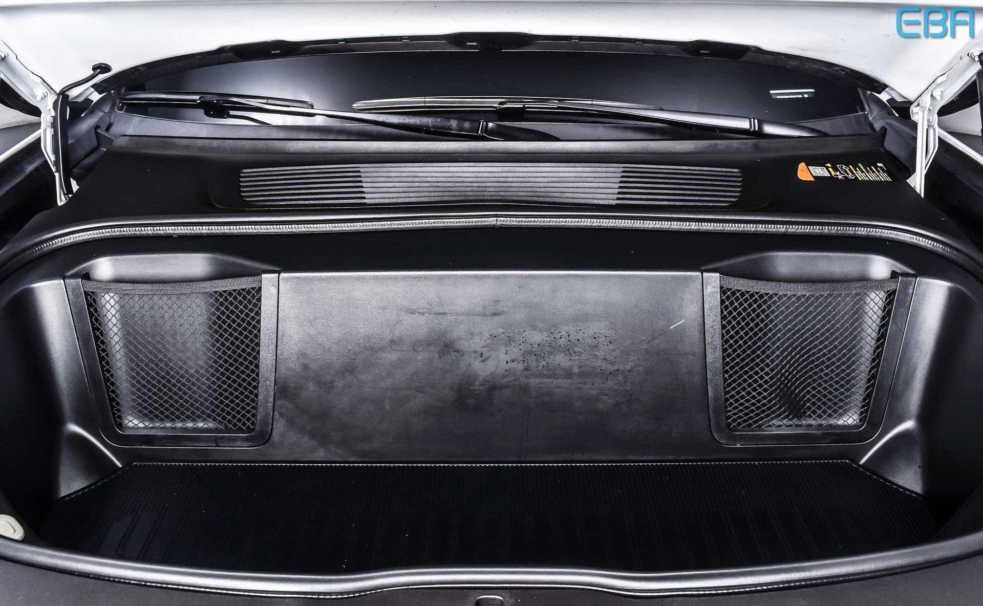 Used 2025 Rivian R1S Adventure image 11