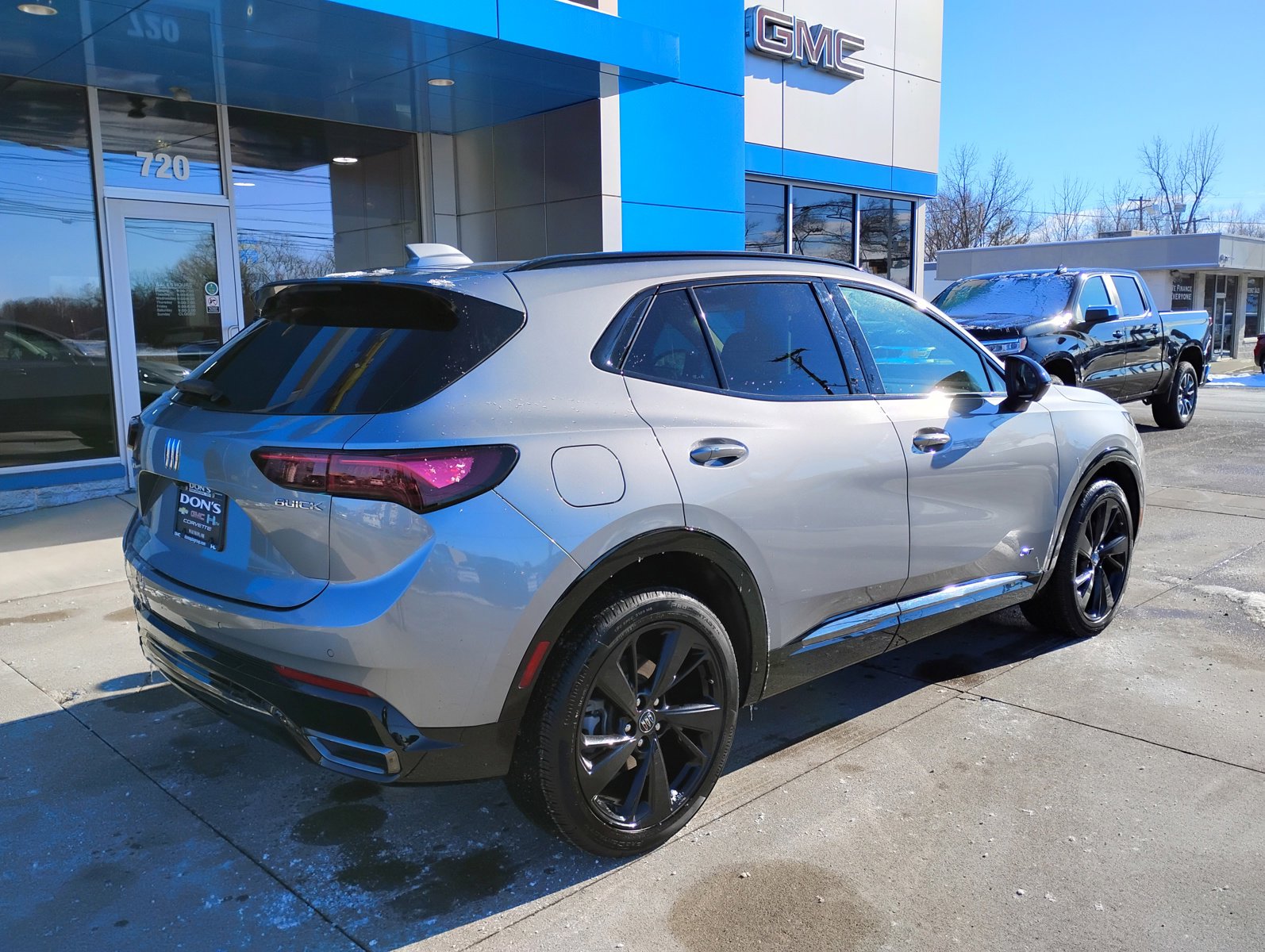 Used 2025 Buick Envision Sport Touring image 36