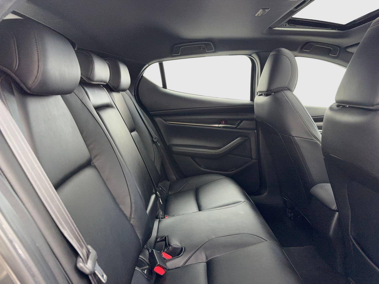 Used 2021 MAZDA MAZDA3 s FWD image 43