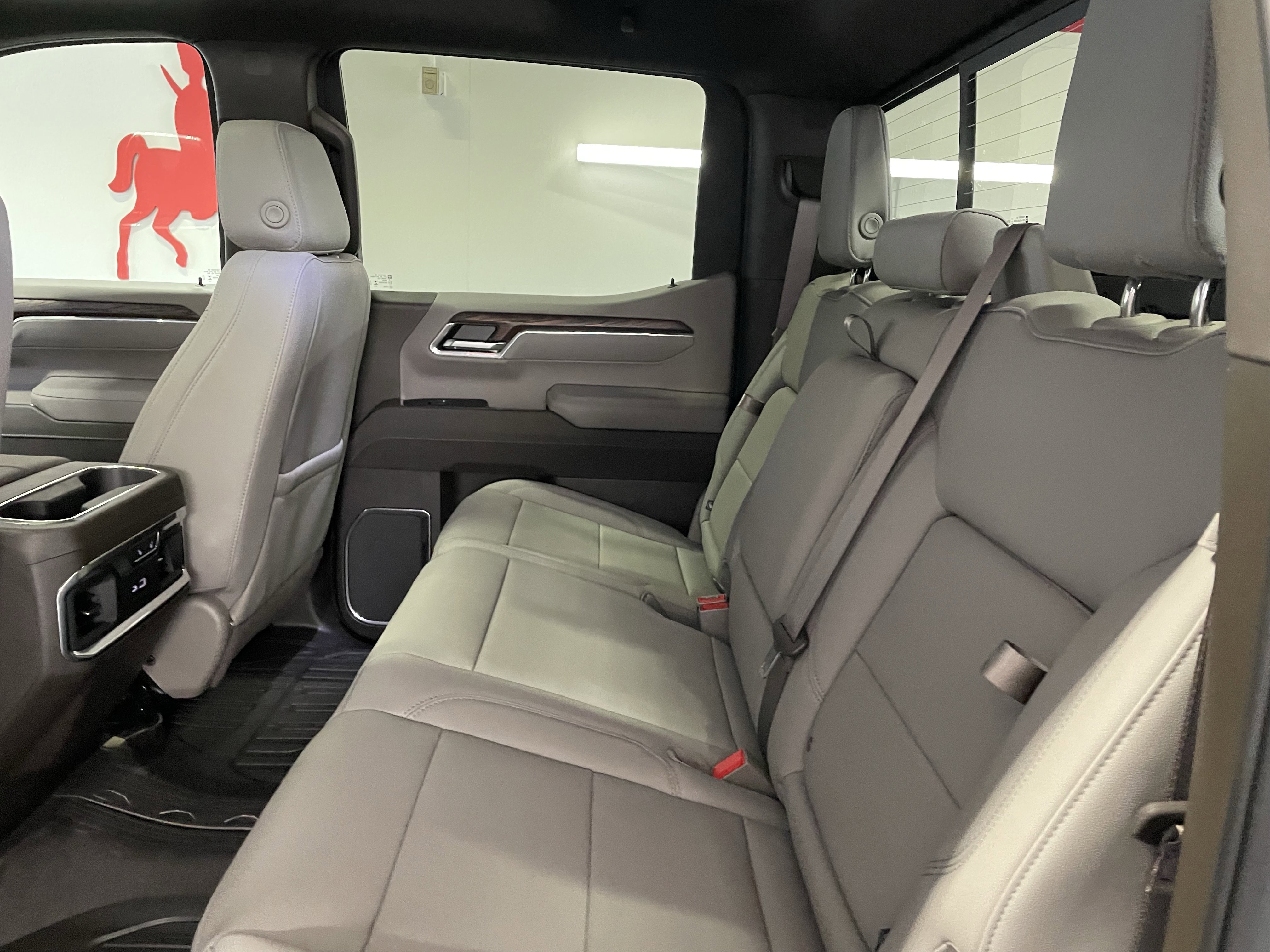 New 2026 GMC Sierra 1500 SLT w/ SLT Premium Plus Package image 9