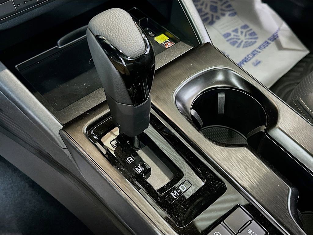 New 2026 Subaru Outback Limited AWD/4WD image 18