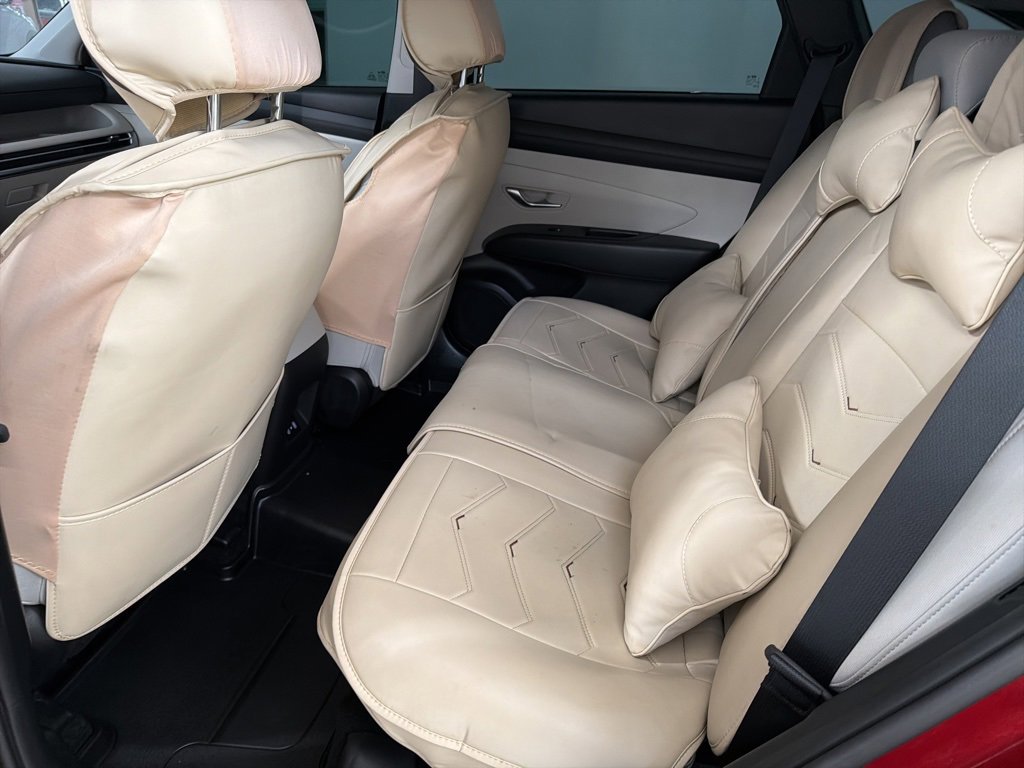 Certified 2025 Hyundai Tucson SE image 22