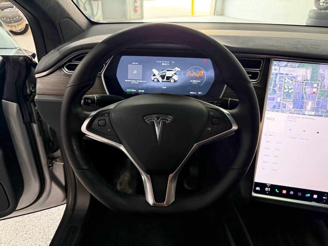 Used 2016 Tesla Model X 90D AWD/4WD image 30