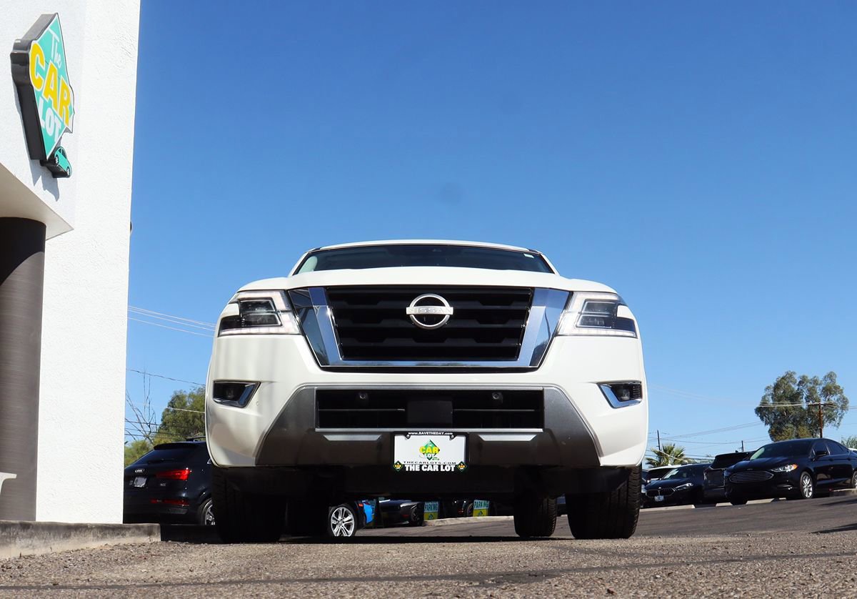 Used 2021 Nissan Armada SV w/ SV Appearance Package RWD image 17