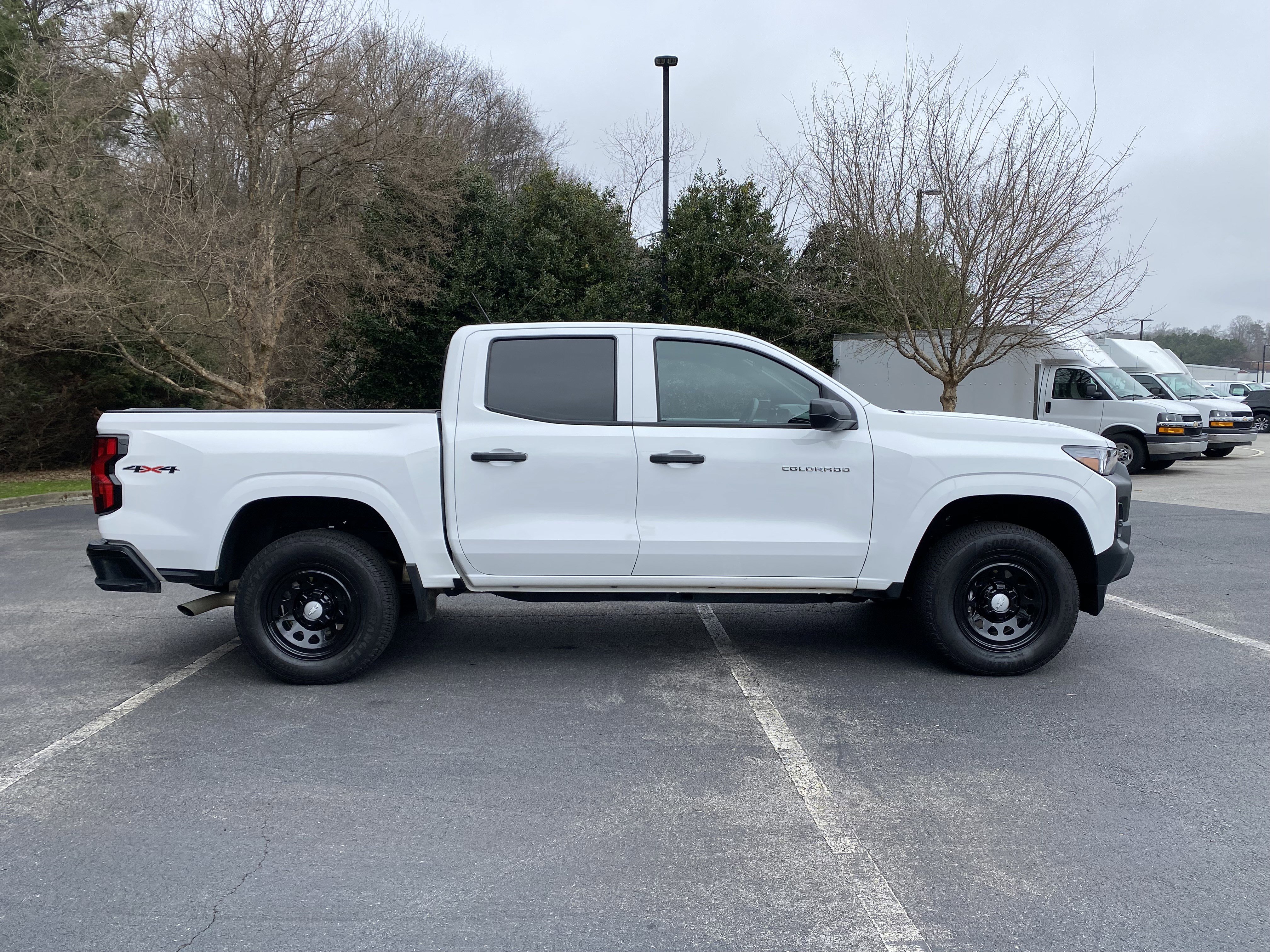 Used 2025 Chevrolet Colorado W/T w/ WT Convenience Package II image 10