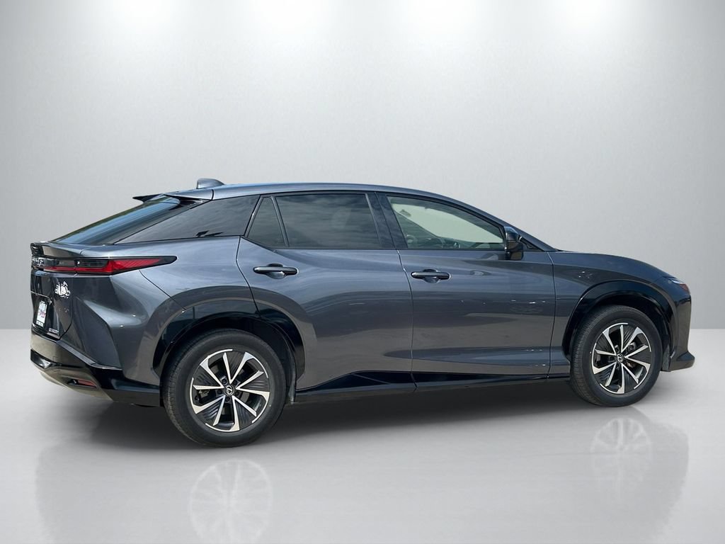 Used 2024 Lexus RZ 300e Premium FWD image 4