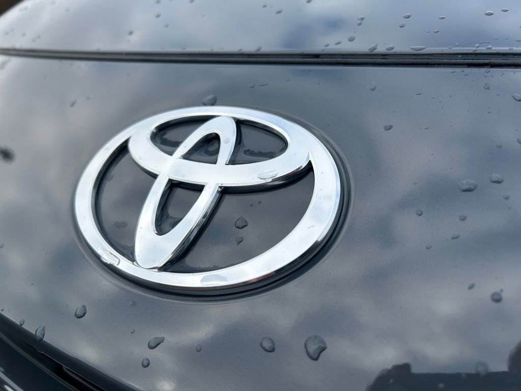New 2026 Toyota Prius Limited image 31