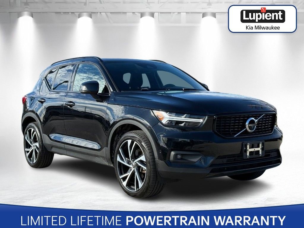 Used 2020 Volvo XC40 T5 R-Design w/ Protection Package Premier