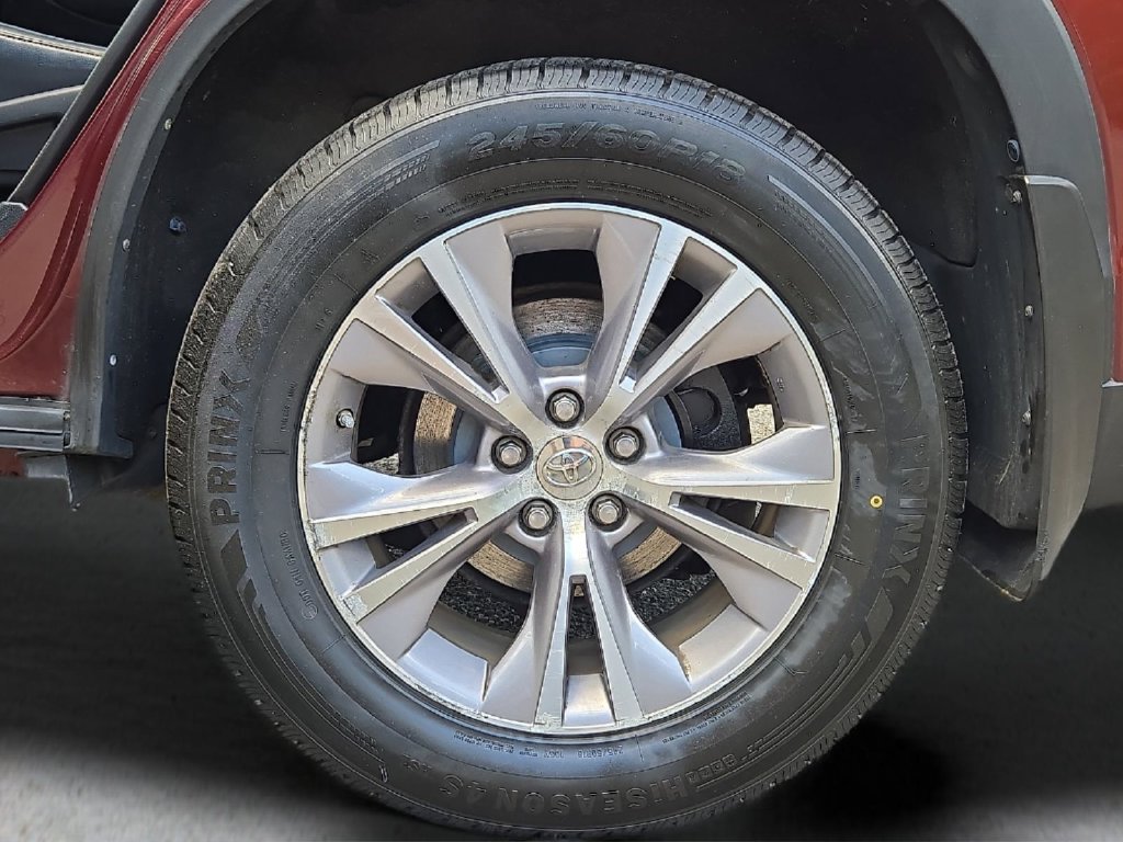 Used 2015 Toyota Highlander Plus AWD/4WD image 9