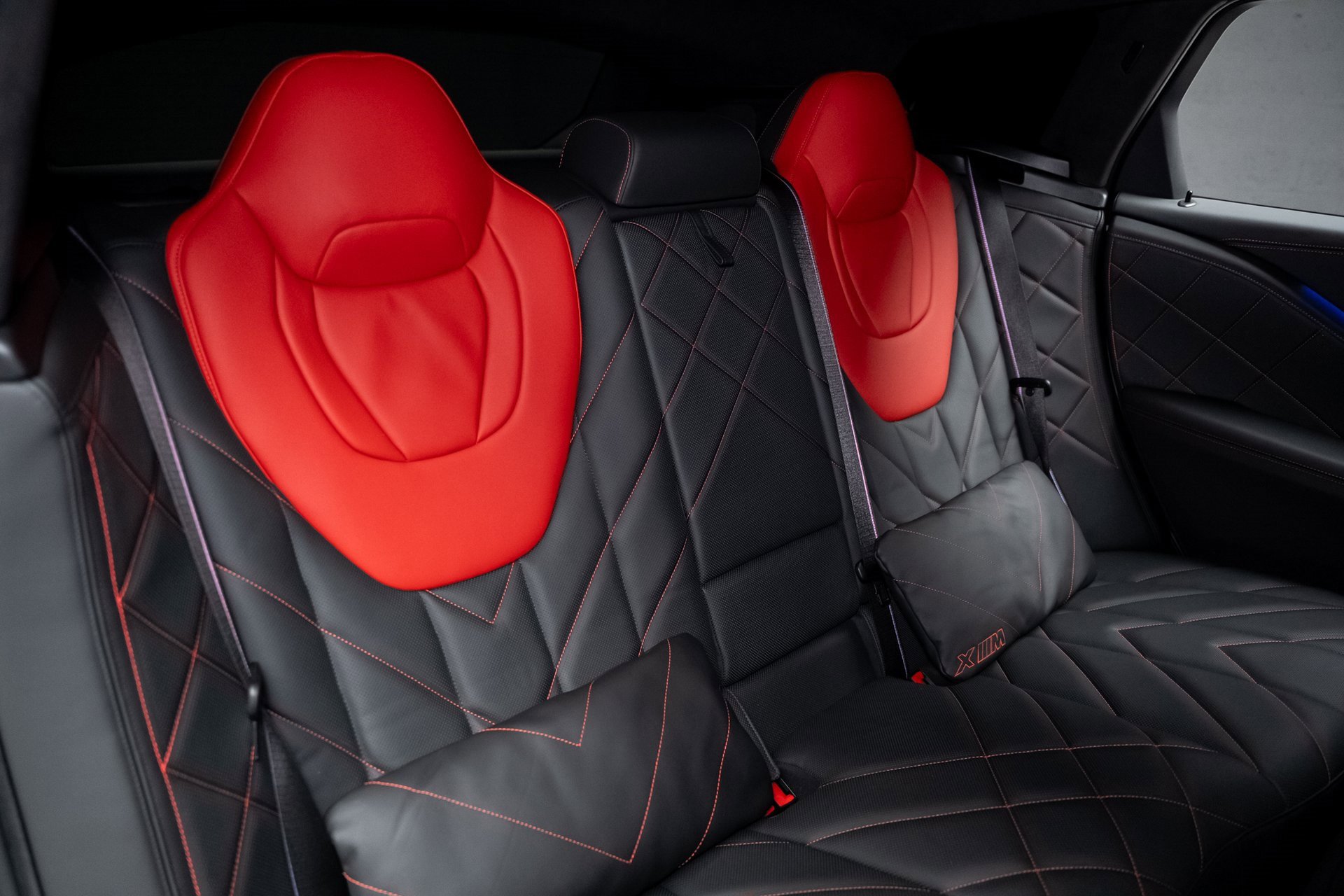 Used 2024 BMW XM Label Red image 70