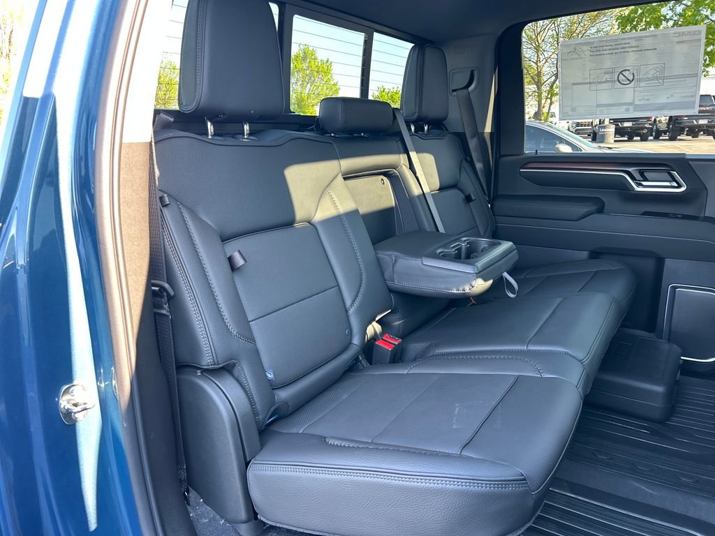 New 2026 GMC Sierra 3500 Denali w/ Denali Reserve Package AWD/4WD image 53