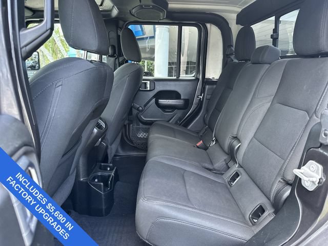 Used 2021 Jeep Gladiator Sport AWD/4WD image 27