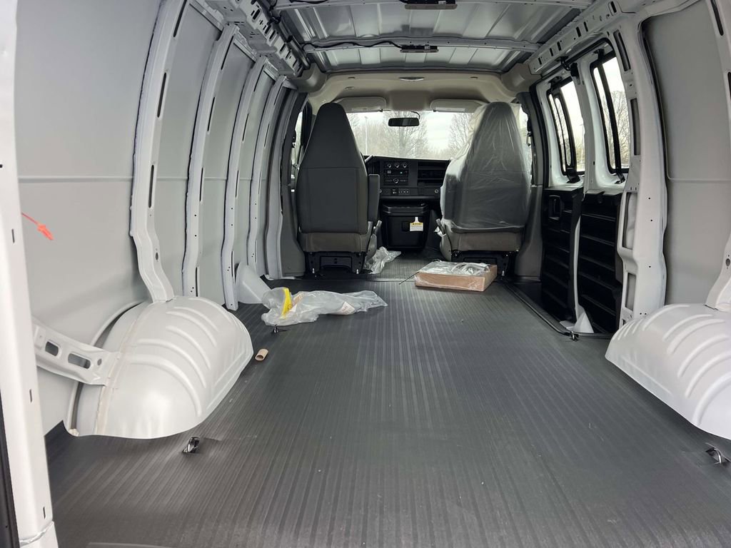 New 2025 Chevrolet Express 2500 w/ Driver Convenience Package image 12