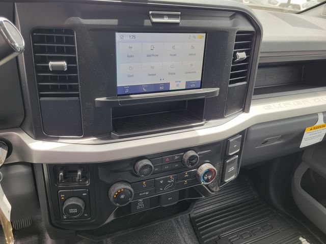New 2026 Ford F350 XL w/ XL Chrome Package AWD/4WD image 7