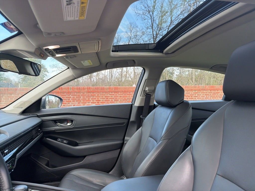 Used 2024 Honda Accord Touring image 13