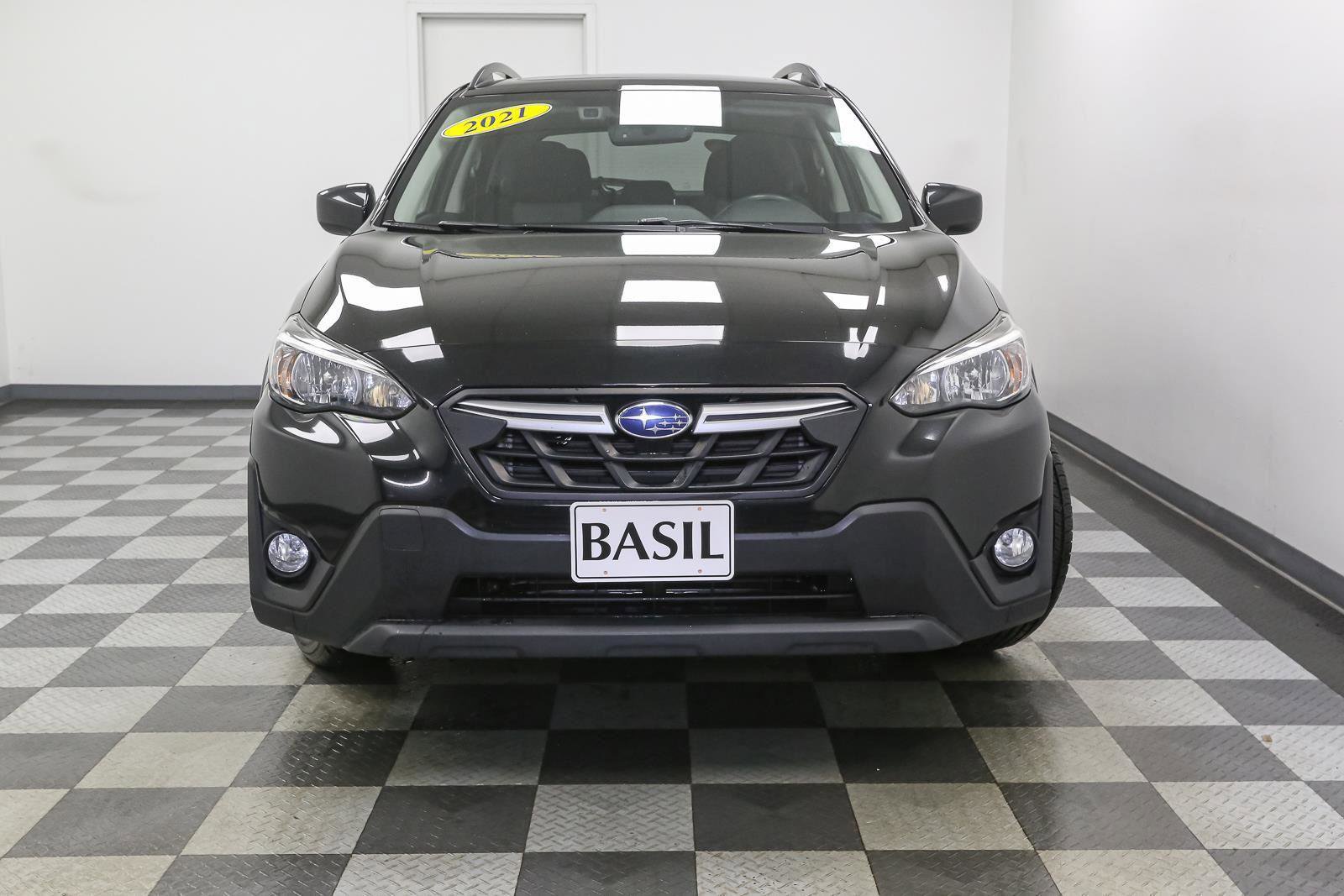 Used 2021 Subaru Crosstrek 2.0i Premium w/ Moonroof Package AWD/4WD image 3
