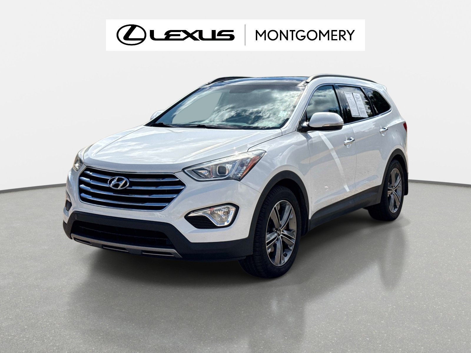 Used 2015 Hyundai Santa Fe Limited w/ Option Group 04 FWD image 7