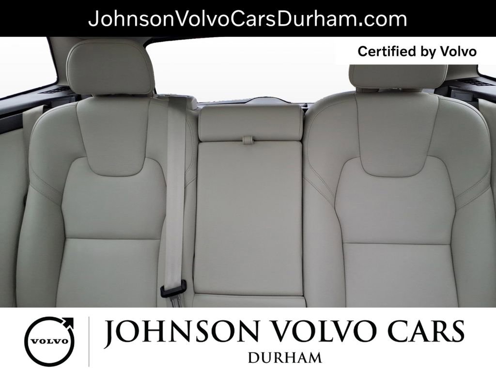 Certified 2023 Volvo XC60 B5 Plus w/ Protection Package Premier image 27