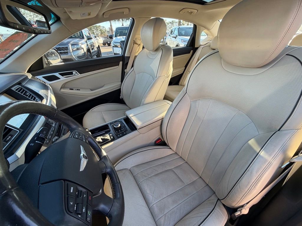 Used 2015 Hyundai Genesis 3.8 w/ Option Group 04 image 11