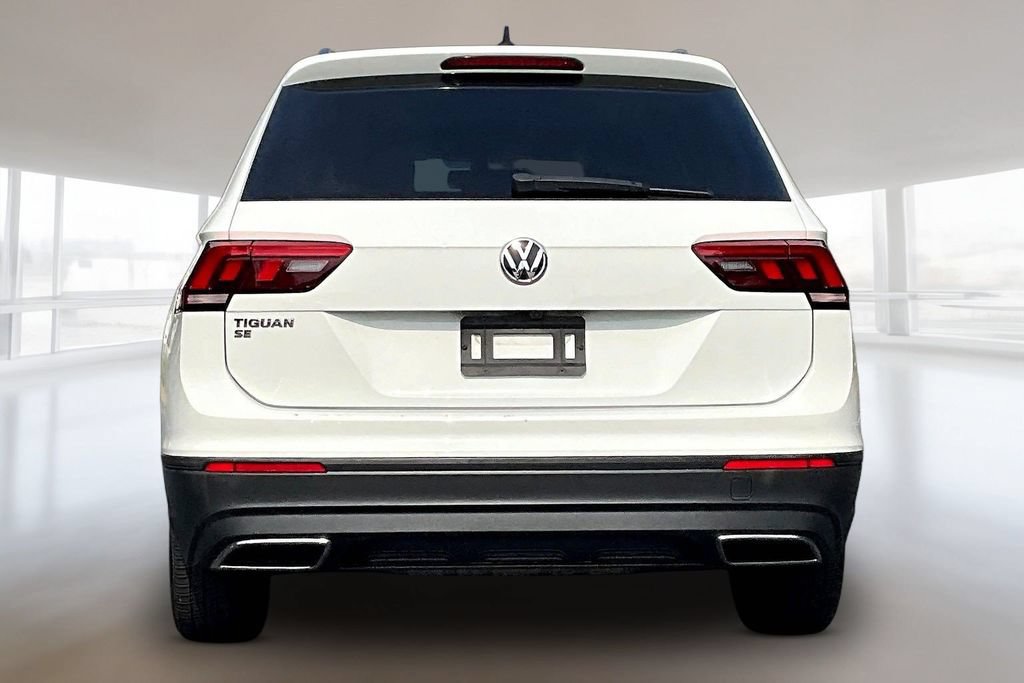 Used 2019 Volkswagen Tiguan SE w/ Panoramic Sunroof Package FWD image 5