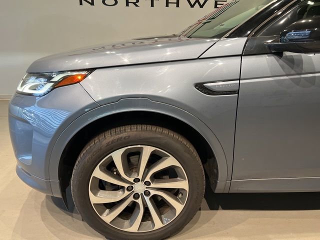 Used 2022 Land Rover Discovery Sport SE R-Dynamic image 8