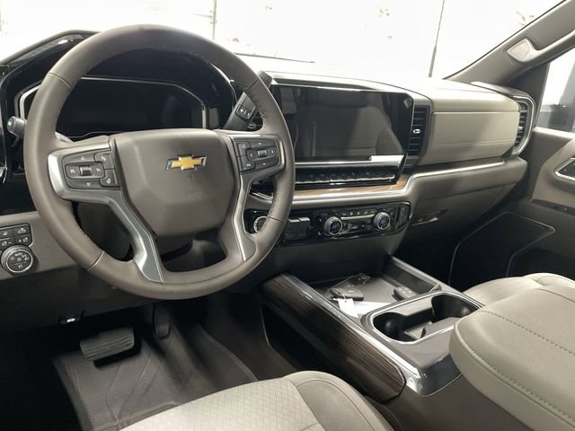 New 2025 Chevrolet Silverado 3500 LT w/ Safety Package AWD/4WD image 17