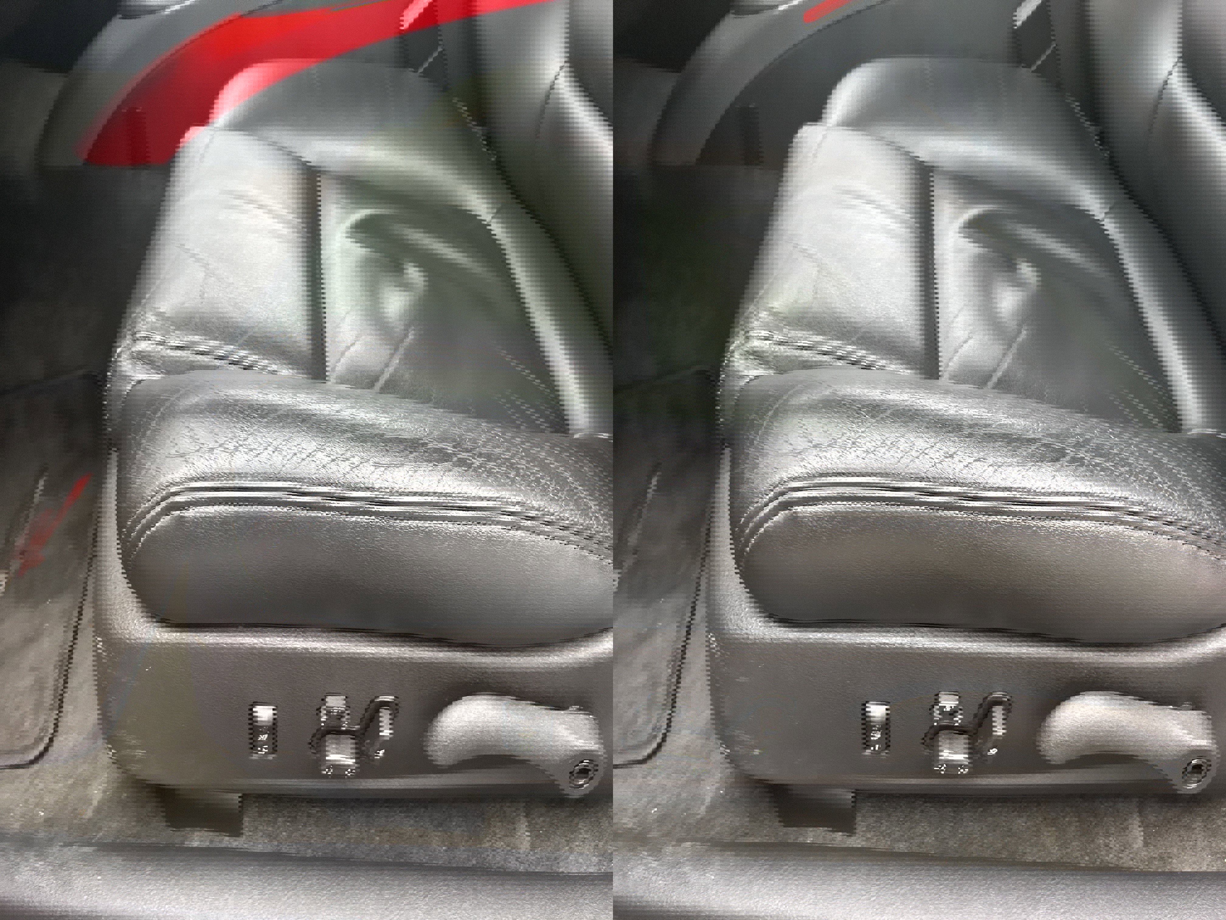 Used 2003 Chevrolet SSR w/ Preferred Equipment Group image 17