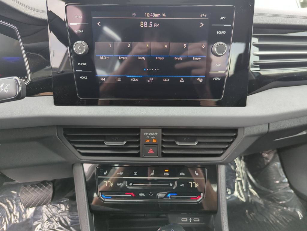 New 2026 Volkswagen Jetta SE FWD image 30