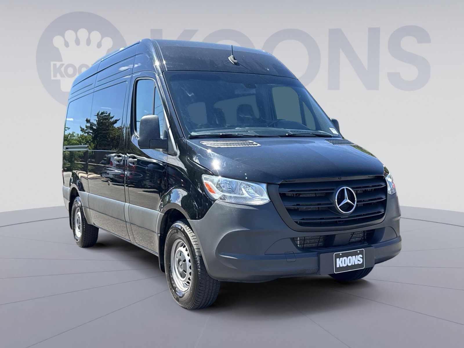 Used 2024 Mercedes-Benz Sprinter 2500 image 10