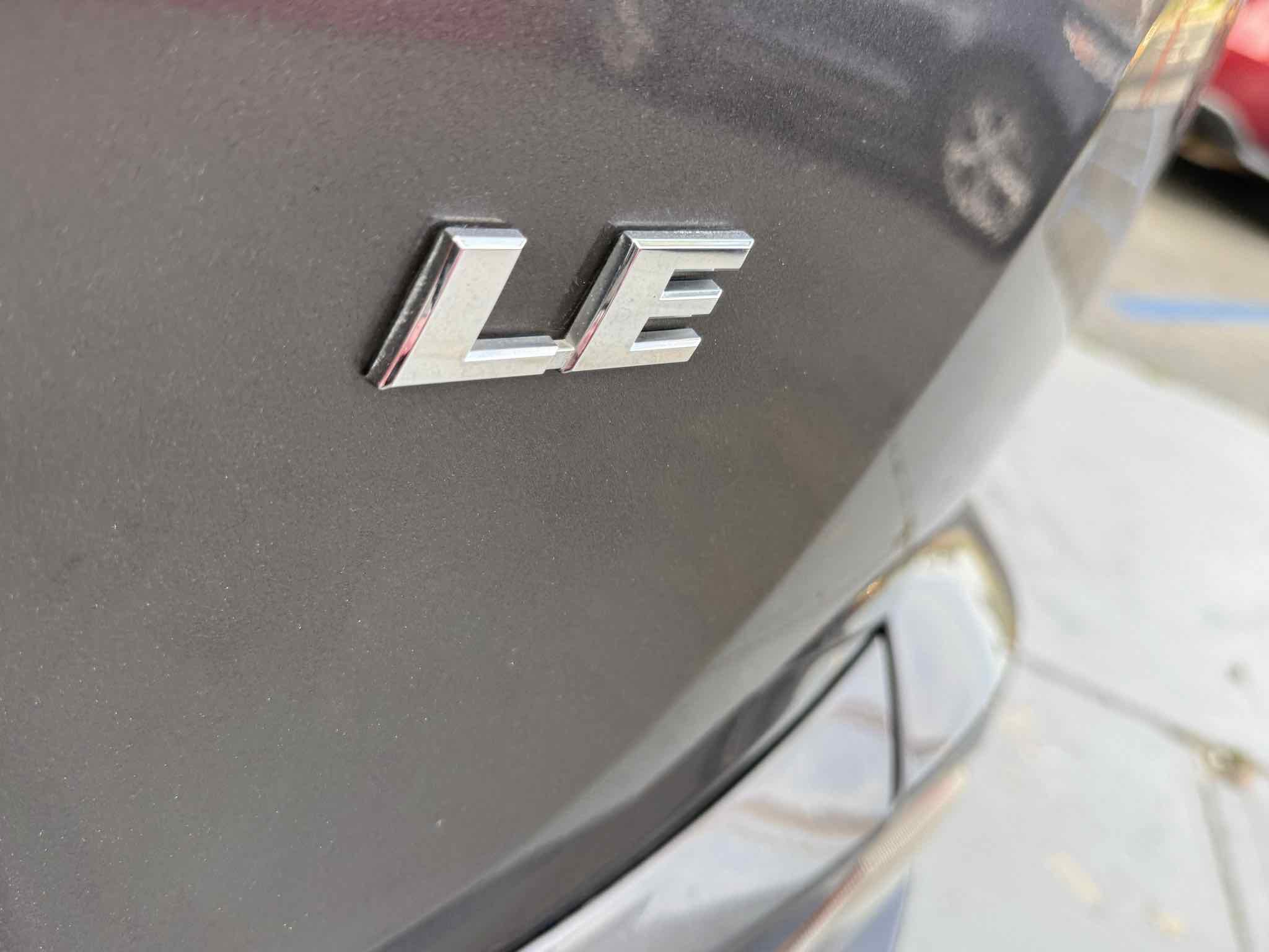 Used 2017 Toyota RAV4 LE image 16