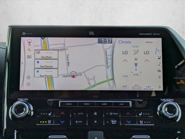 Used 2020 Toyota Highlander Platinum image 13