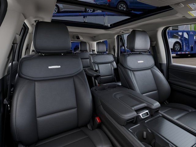 New 2027 Ford Expedition Platinum w/ Driver's Package AWD/4WD image 9