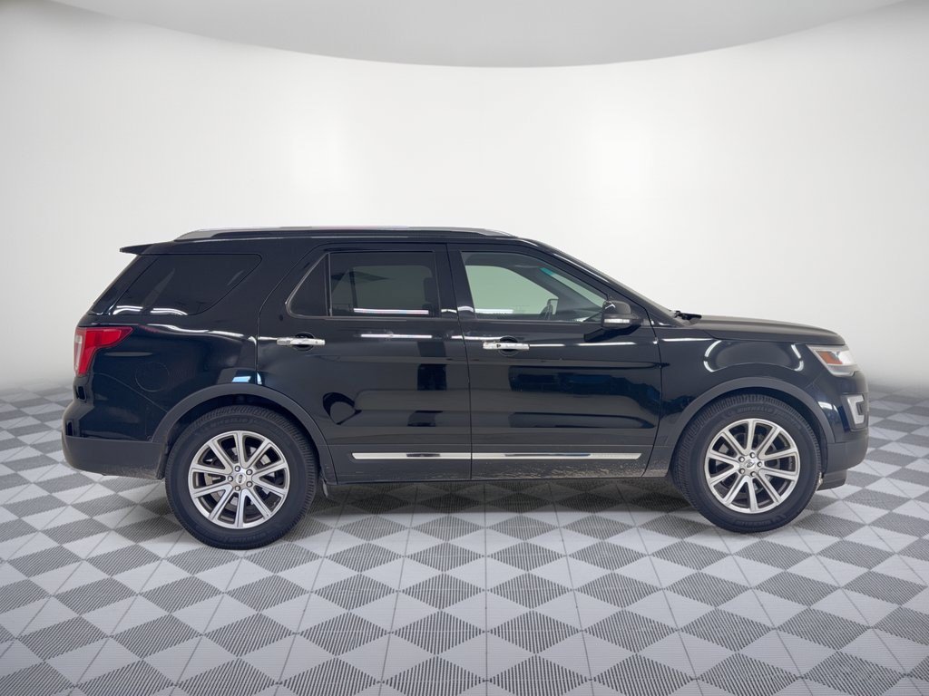 Used 2017 Ford Explorer Limited AWD/4WD image 6