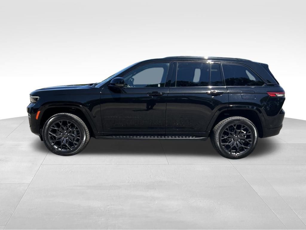 New 2025 Jeep Grand Cherokee Summit image 3