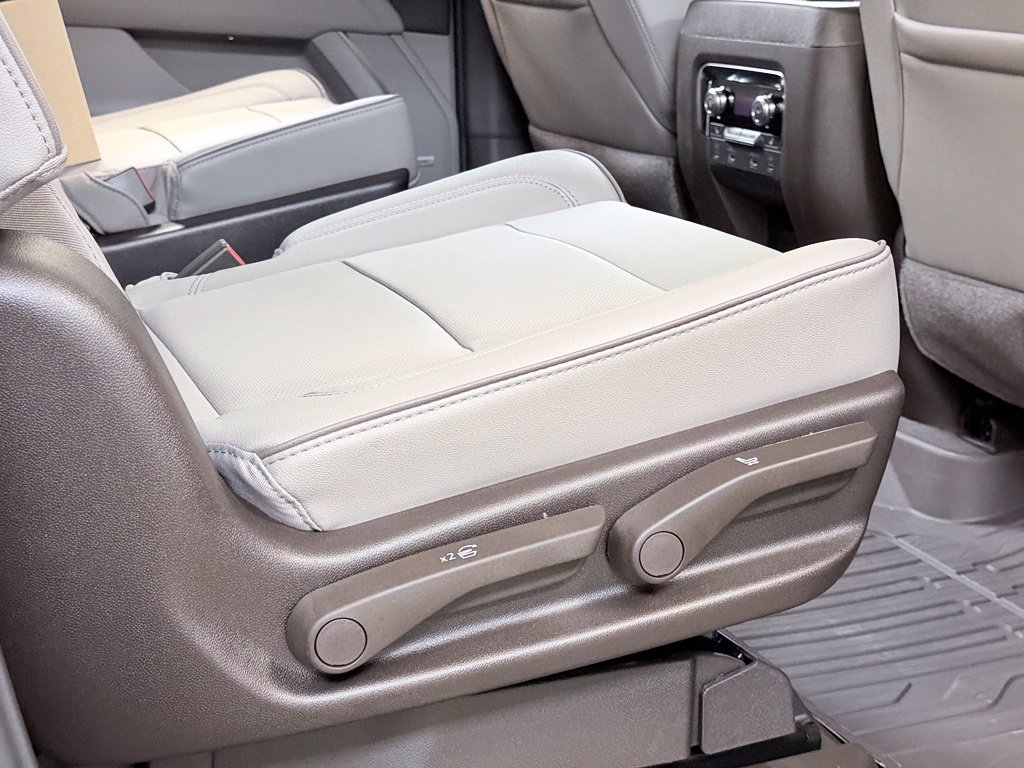 New 2026 GMC Yukon XL Elevation w/ Elevation Premium Package AWD/4WD image 41