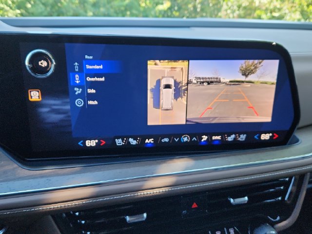 New 2026 Chevrolet Tahoe High Country w/ LPO, Illumination Package AWD/4WD image 32