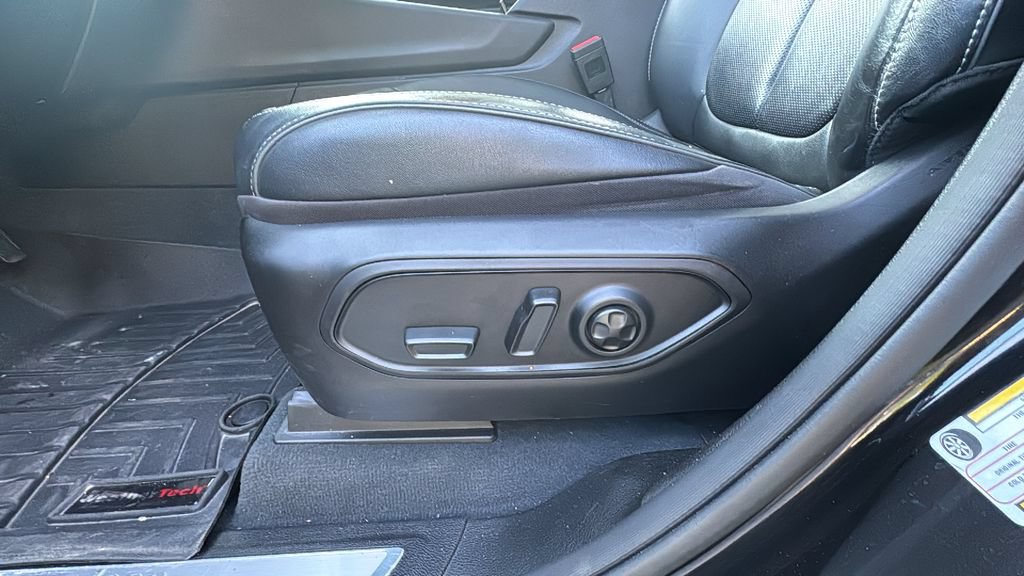 Used 2023 Jeep Grand Cherokee L Overland AWD/4WD image 9