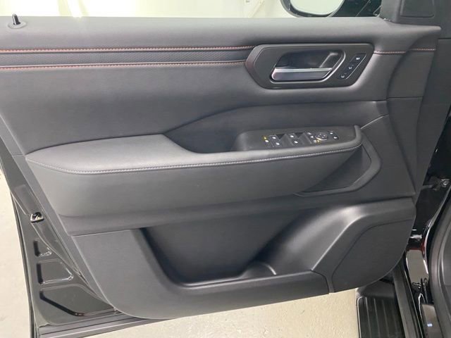 New 2025 Nissan Armada PRO-4X w/ Pro-4X Premium Package image 10