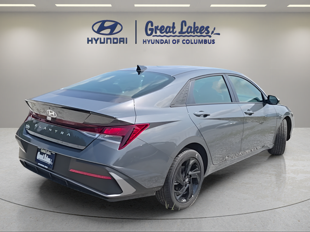 New 2026 Hyundai Elantra Sport FWD image 5